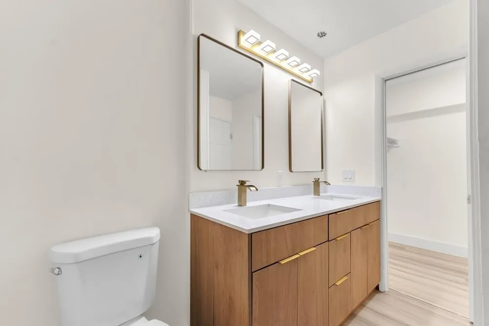 2701 34TH AVENUE #1D Hollywood, FL 33021