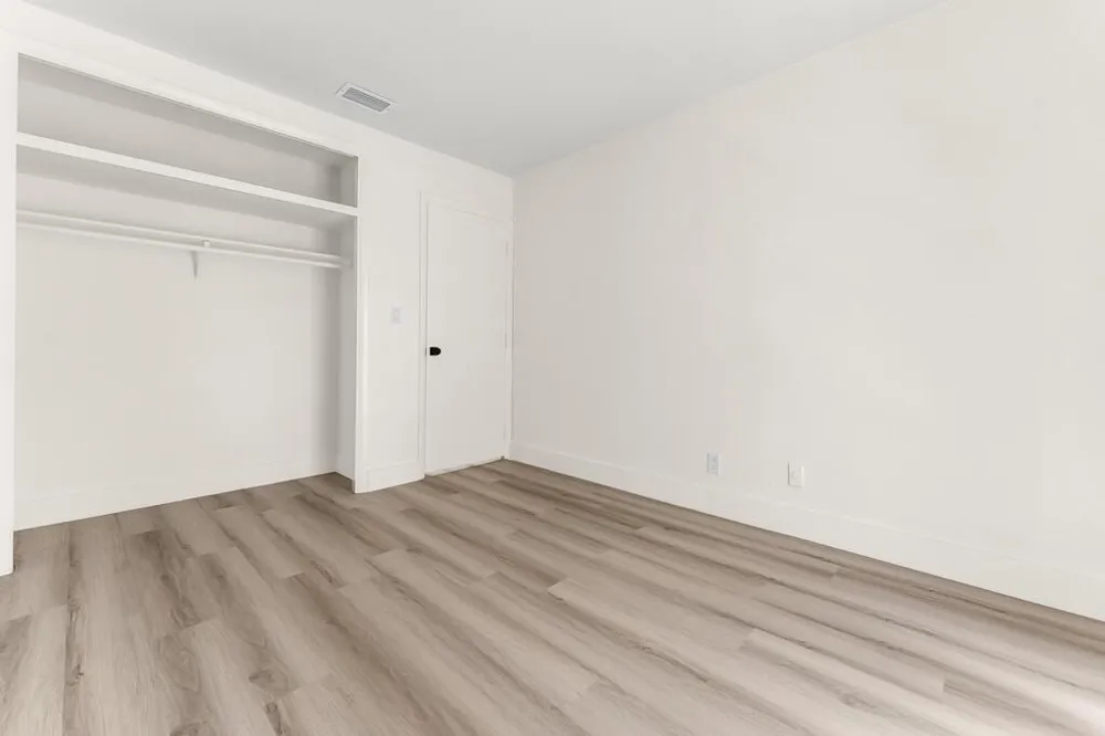 2701 34TH AVENUE #1D Hollywood, FL 33021
