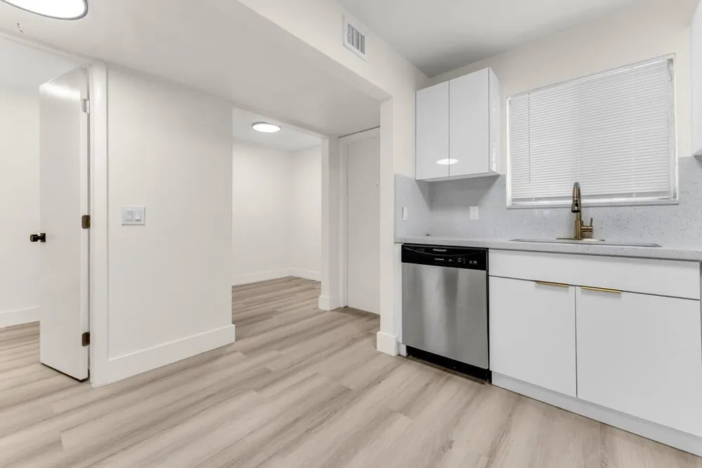 2701 34TH AVENUE #1D Hollywood, FL 33021