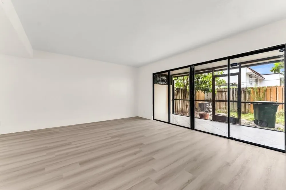 2701 34TH AVENUE #1D Hollywood, FL 33021