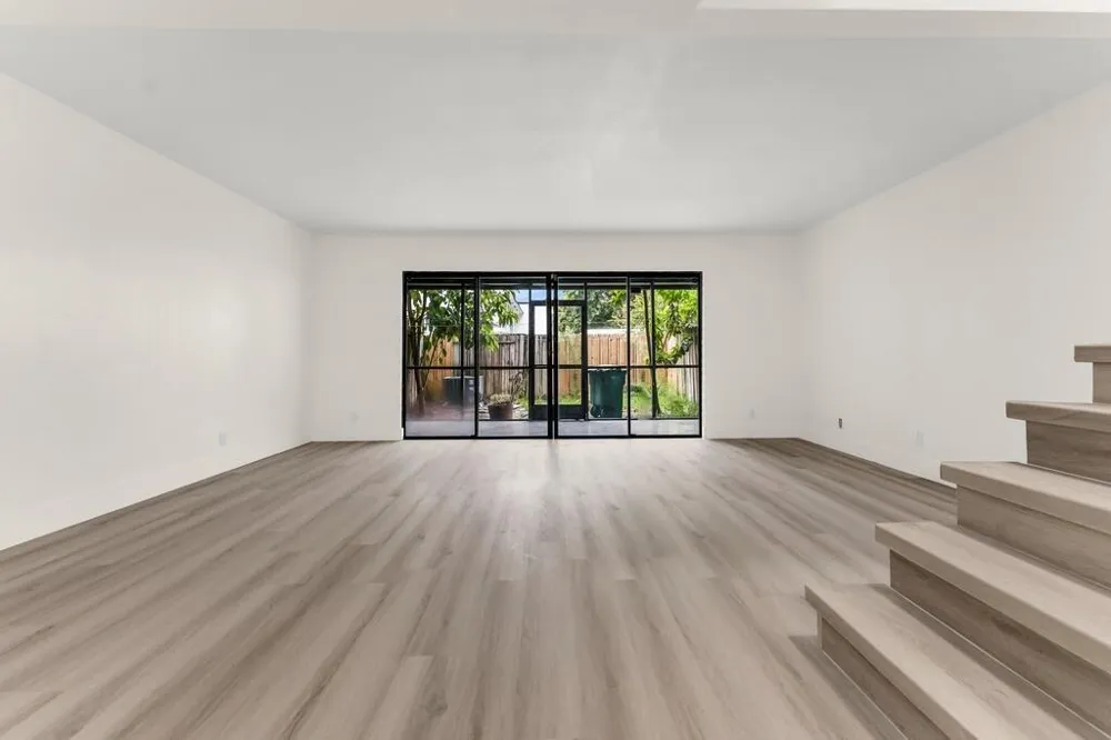 2701 34TH AVENUE #1D Hollywood, FL 33021