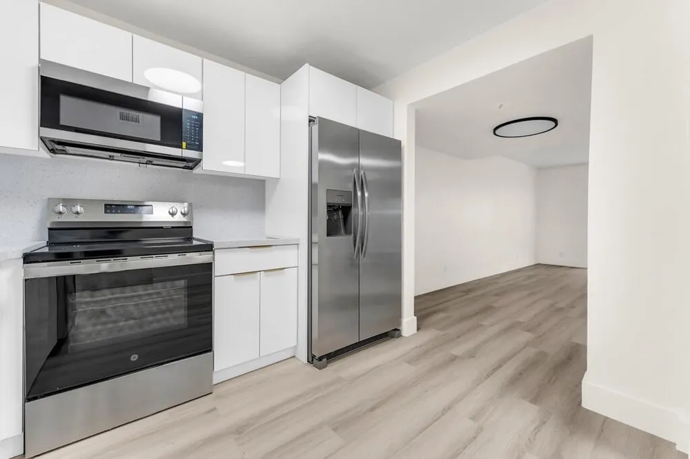 2701 34TH AVENUE #1D Hollywood, FL 33021