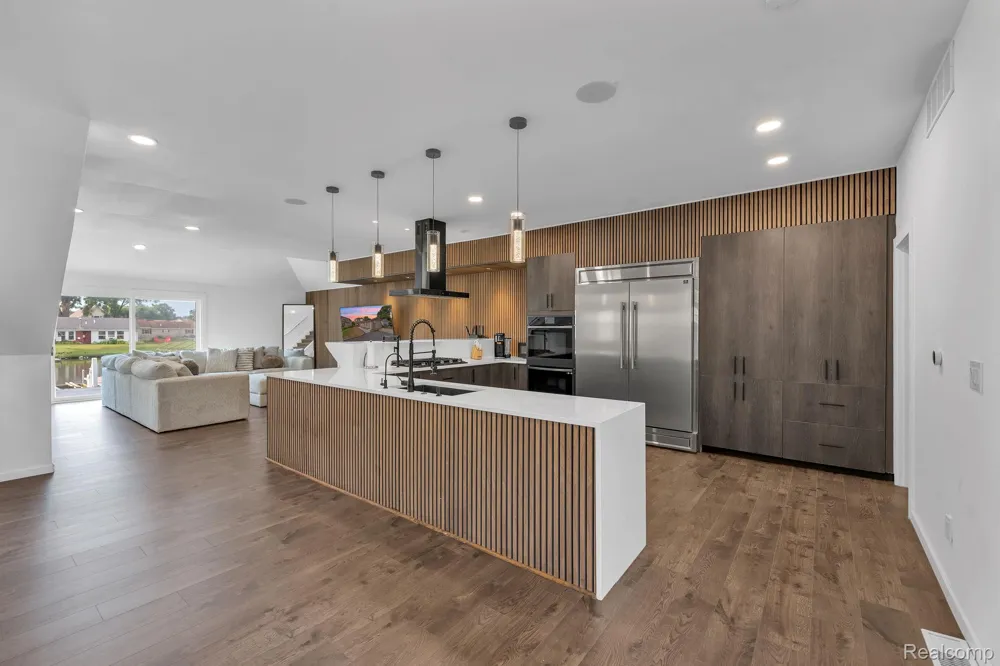 8963 Tackles Drive White Lake Charter Township, MI 48386