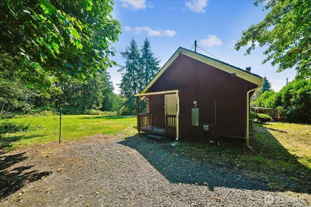 93 Cloquallum Road Elma, WA 98541