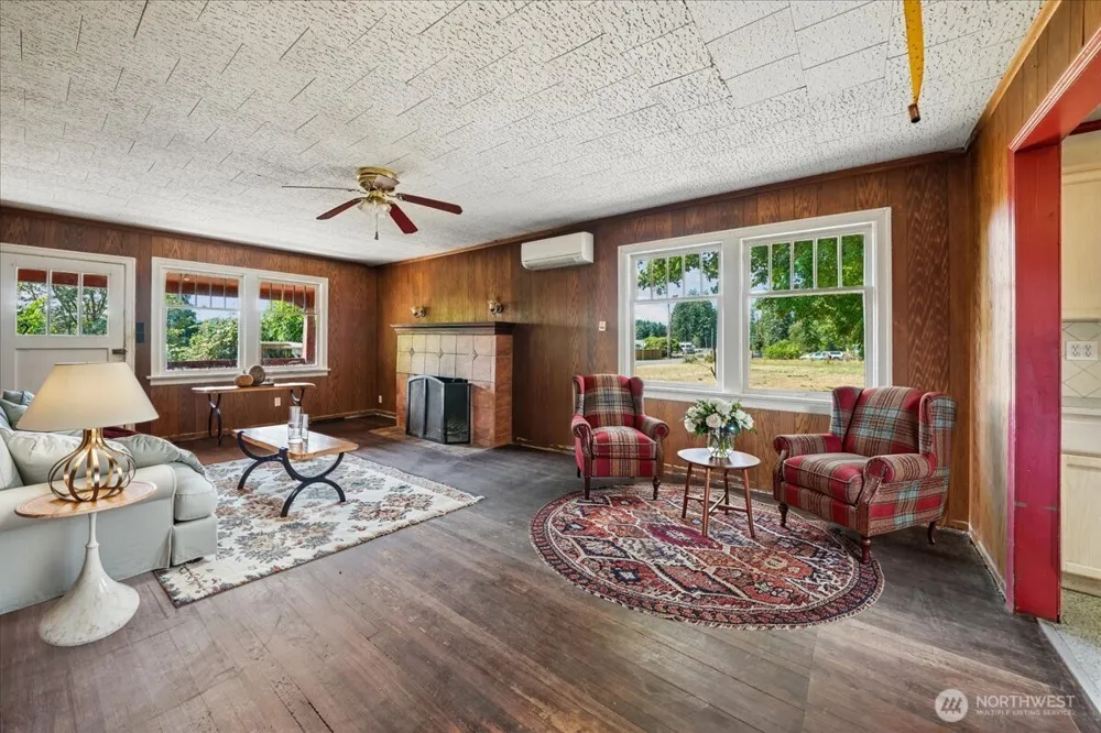 93 Cloquallum Road Elma, WA 98541