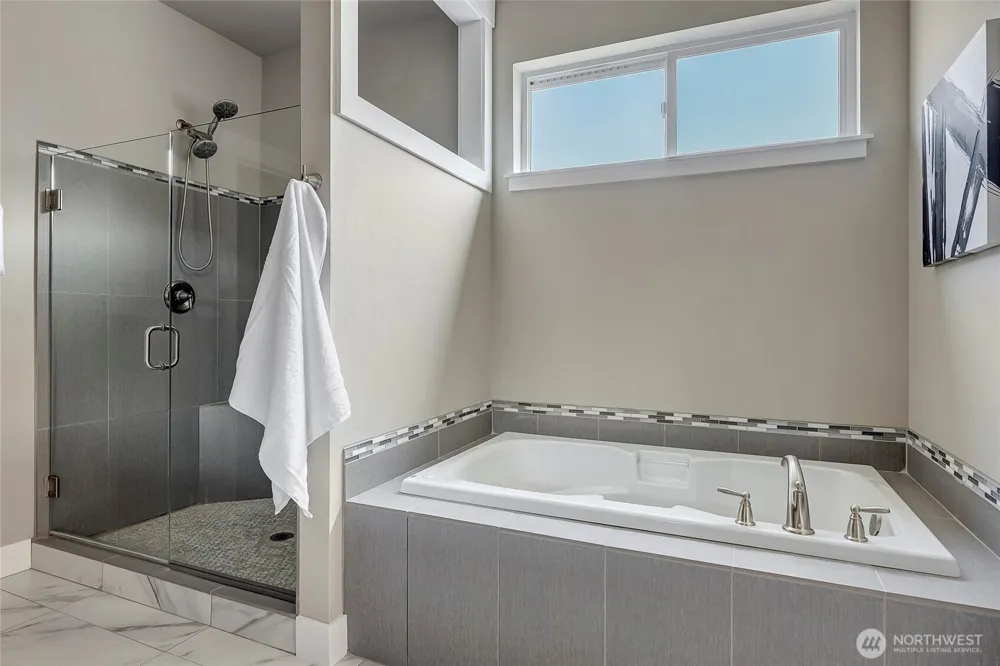 5014 Parker Road E Sumner, WA 98390
