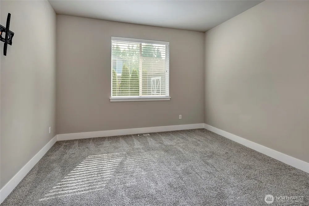 5014 Parker Road E Sumner, WA 98390