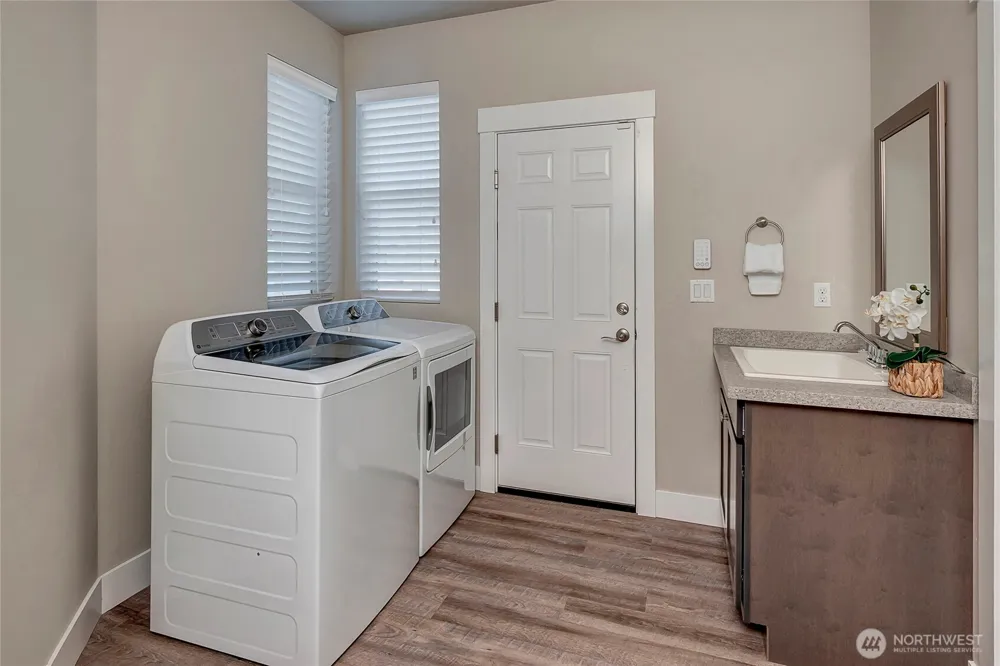 5014 Parker Road E Sumner, WA 98390