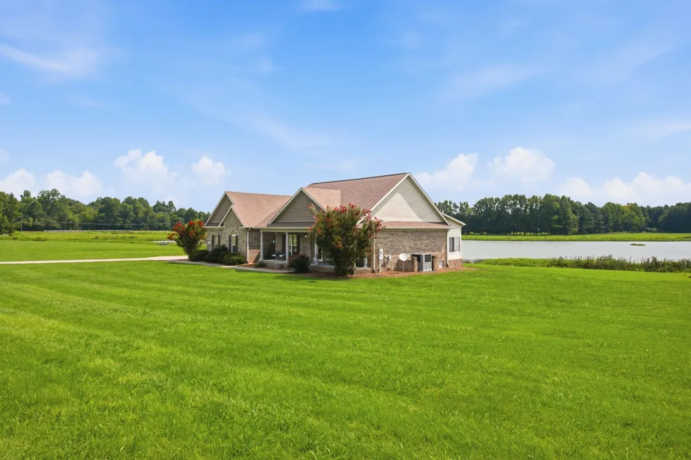 20 Rebecca West Rd Fayetteville, TN 37334