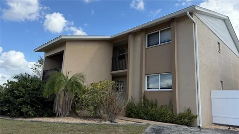 2845 MAGDALINA AVENUE #4