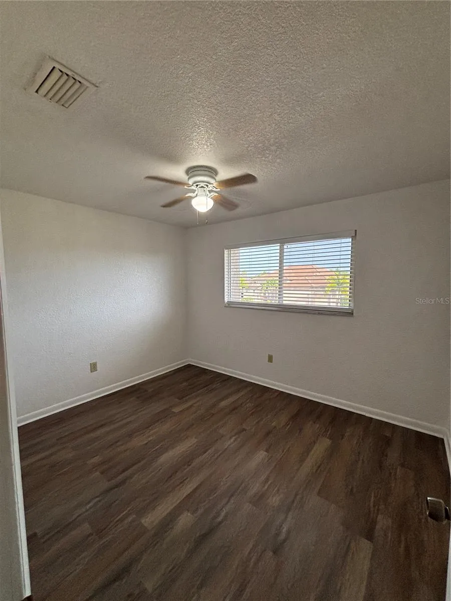 2845 MAGDALINA AVENUE #4 Punta Gorda, FL 33950