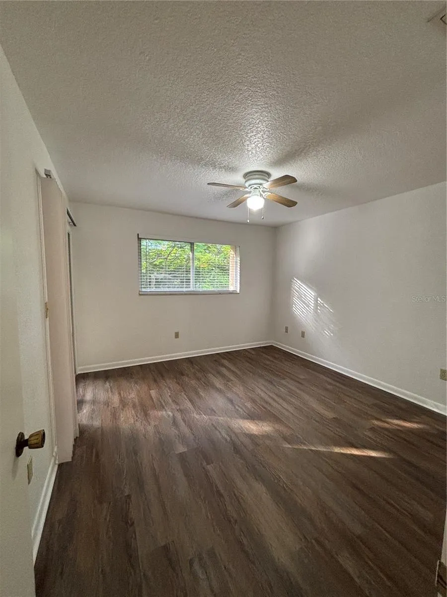 2845 MAGDALINA AVENUE #4 Punta Gorda, FL 33950