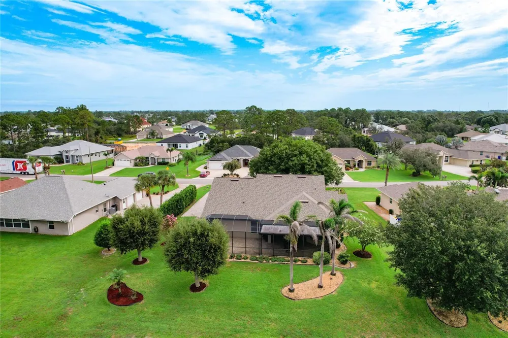 5056 MYRTLE BEACH DRIVE Sebring, FL 33872
