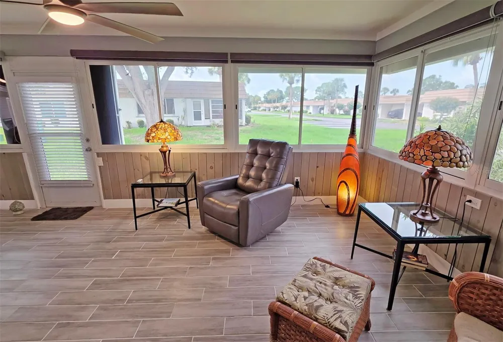 5468 RIVERBLUFF CIRCLE #V-40 Sarasota, FL 34231