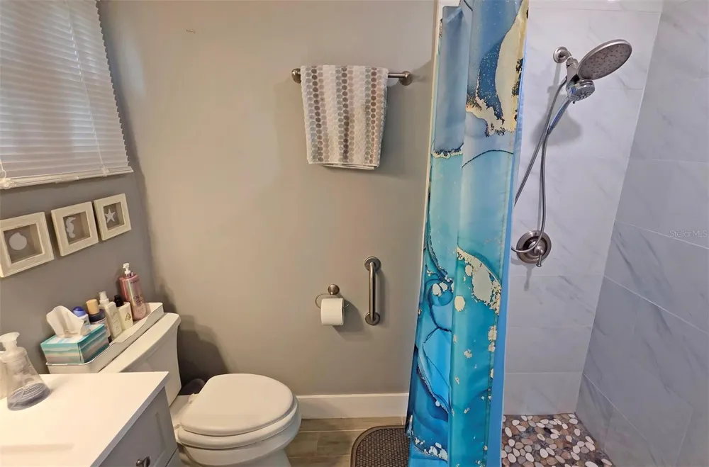 5468 RIVERBLUFF CIRCLE #V-40 Sarasota, FL 34231