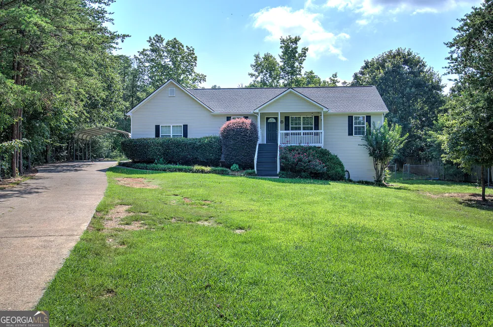 49 Indian Hills DR Rydal, GA 30171