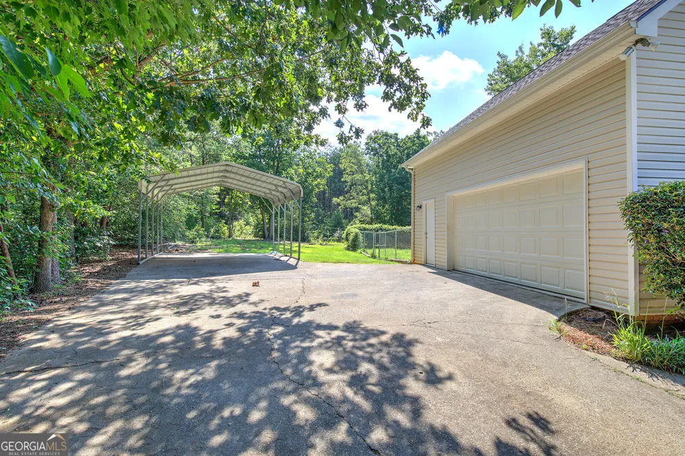 49 Indian Hills DR Rydal, GA 30171
