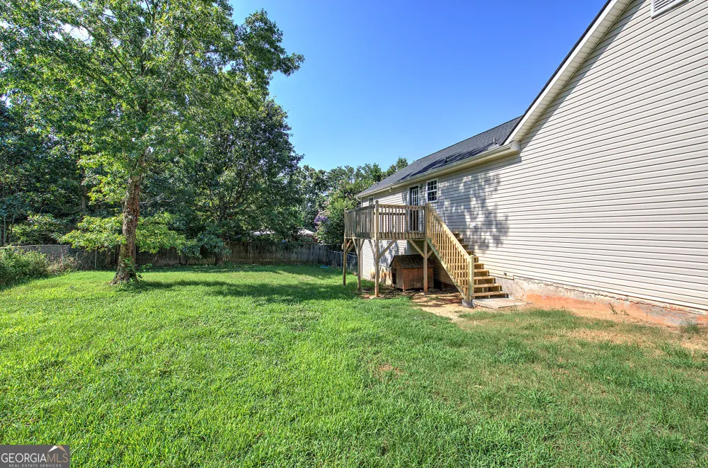 49 Indian Hills DR Rydal, GA 30171