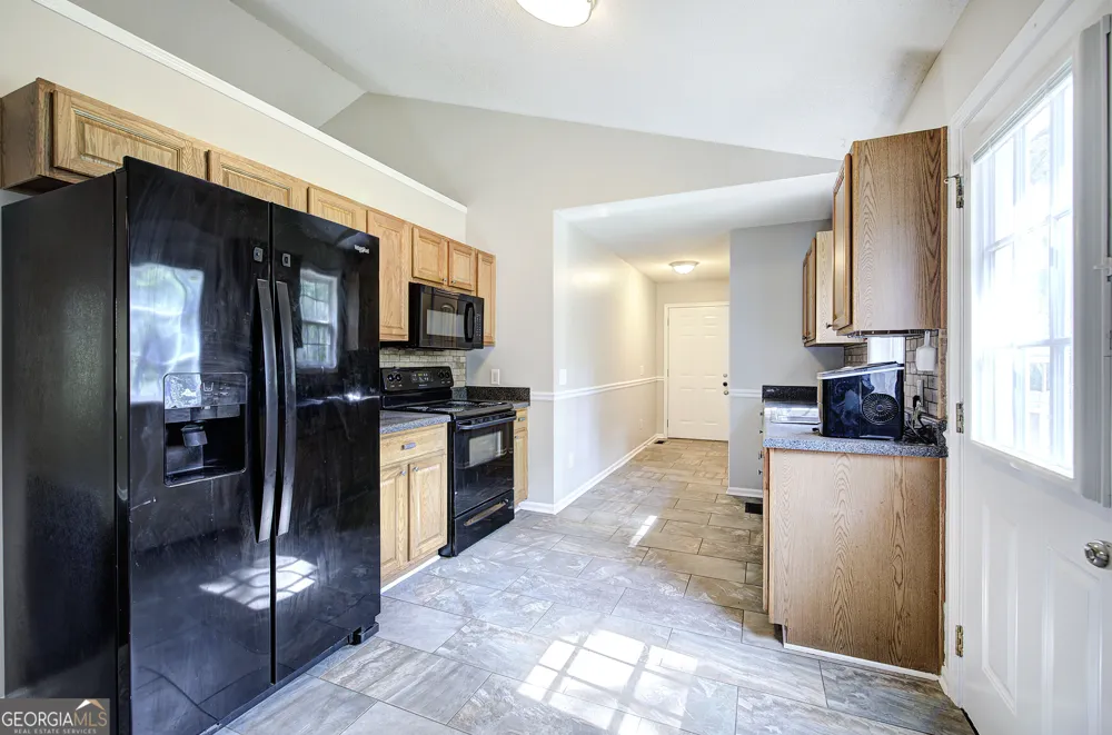 49 Indian Hills DR Rydal, GA 30171