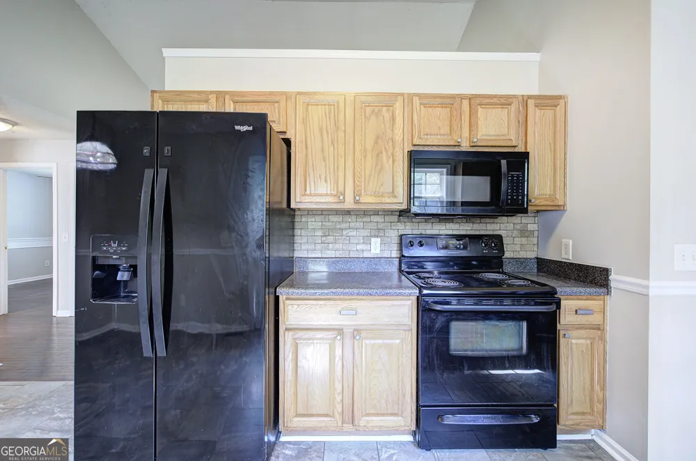 49 Indian Hills DR Rydal, GA 30171