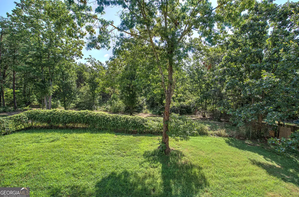 49 Indian Hills DR Rydal, GA 30171