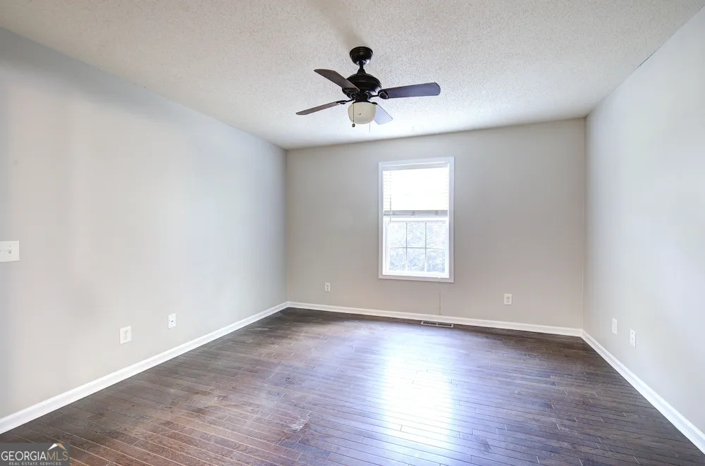 49 Indian Hills DR Rydal, GA 30171