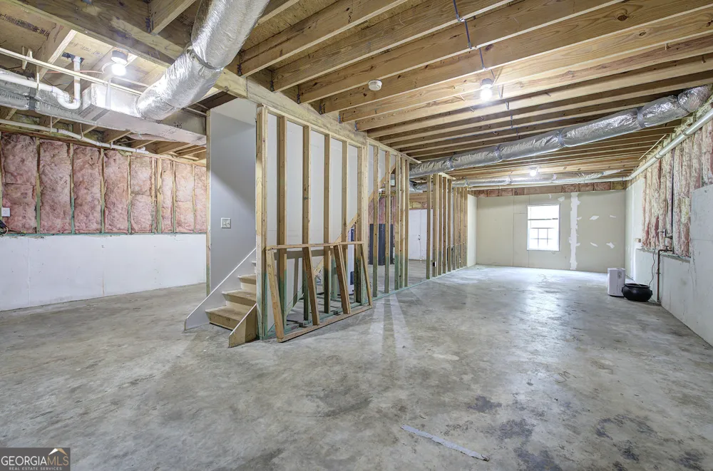 49 Indian Hills DR Rydal, GA 30171