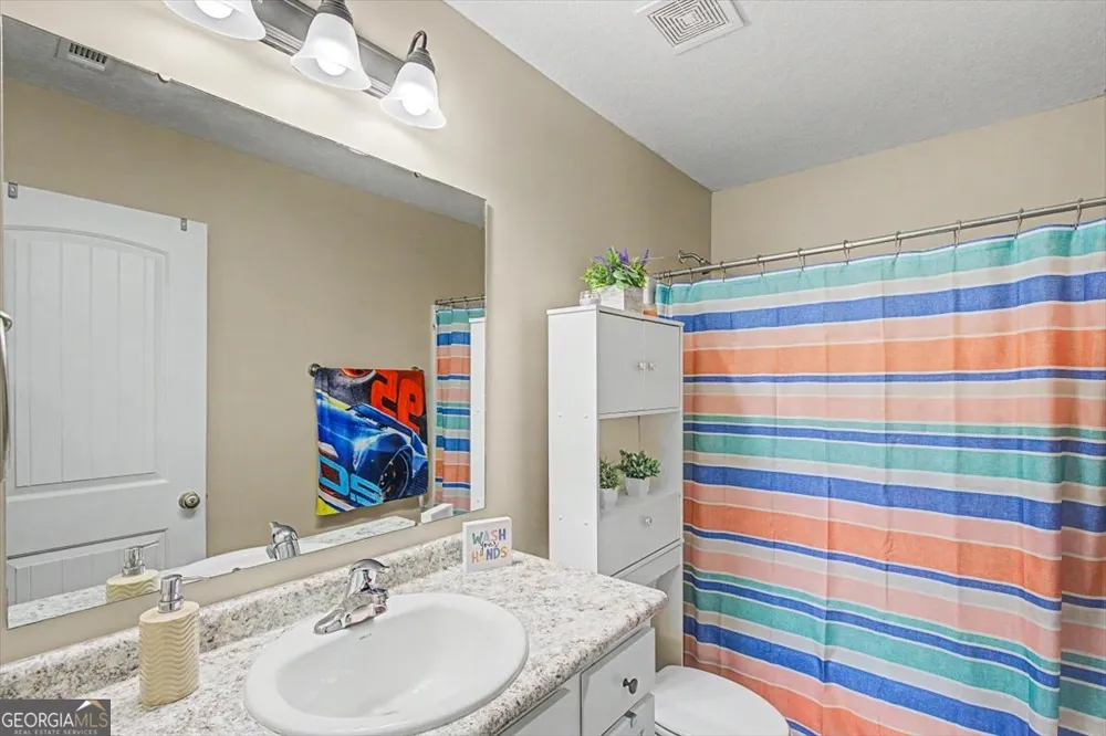 167 Courage WAY Hinesville, GA 31313
