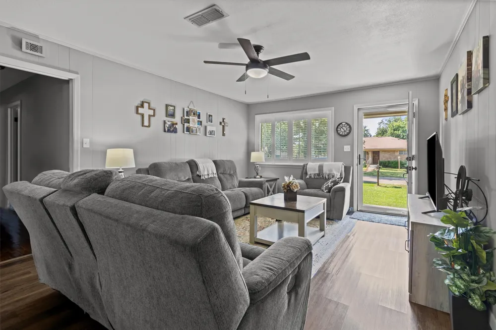 501 Linda Kay Drive Winnsboro, TX 75494