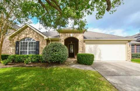 128 Emerald Loch Lane