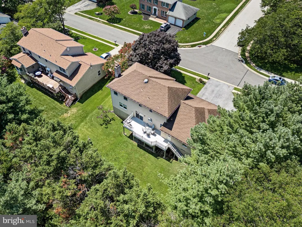 119 E WILKERDEAN DRIVE E Newark, DE 19711