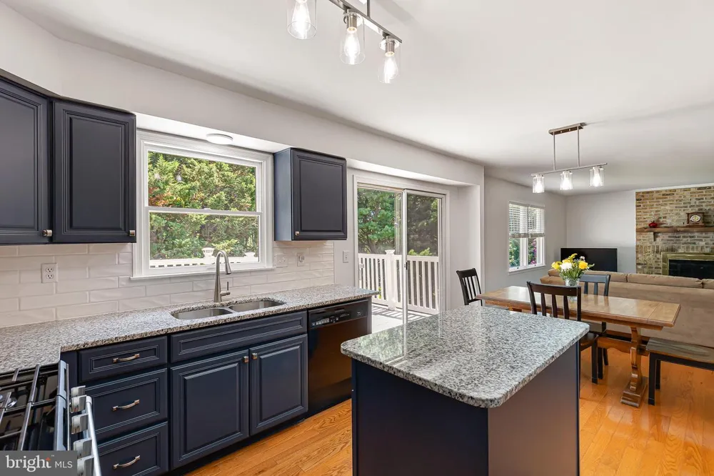 119 E WILKERDEAN DRIVE E Newark, DE 19711