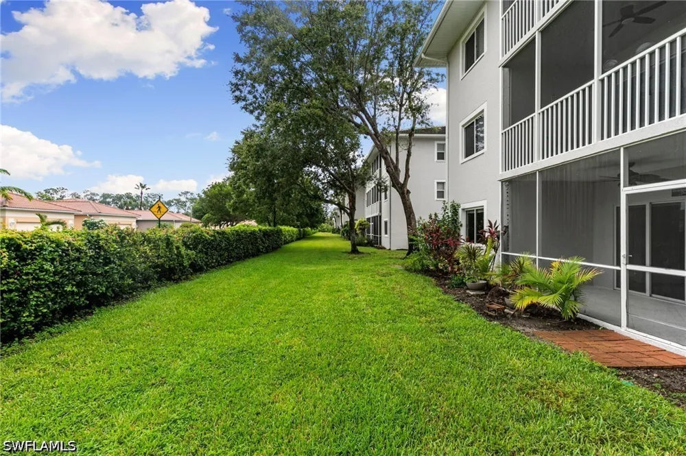Regal Heron Circle #106 Naples, FL 34104