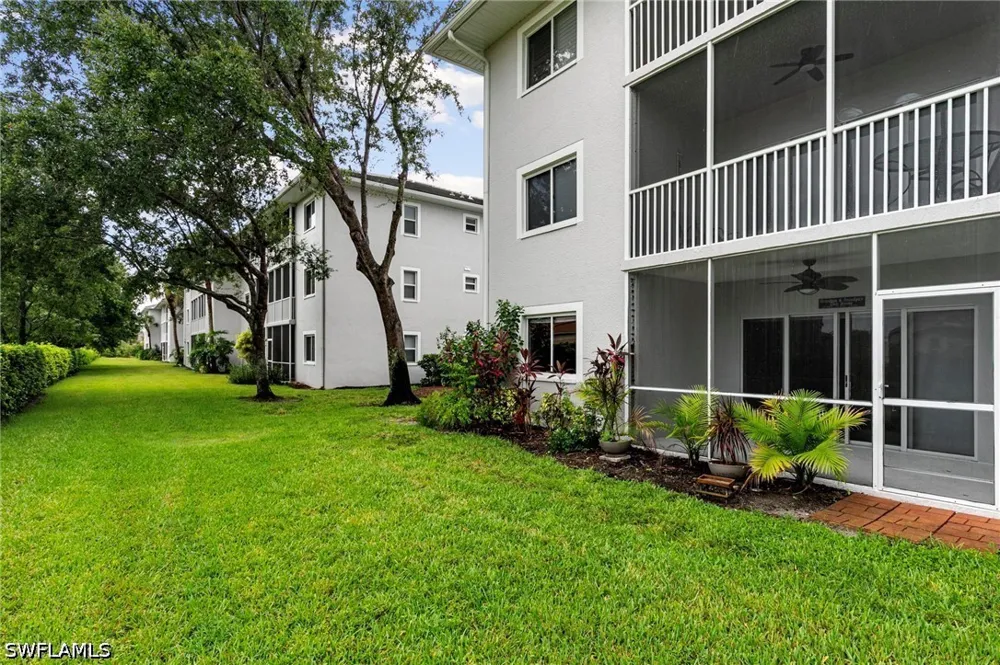 Regal Heron Circle #106 Naples, FL 34104