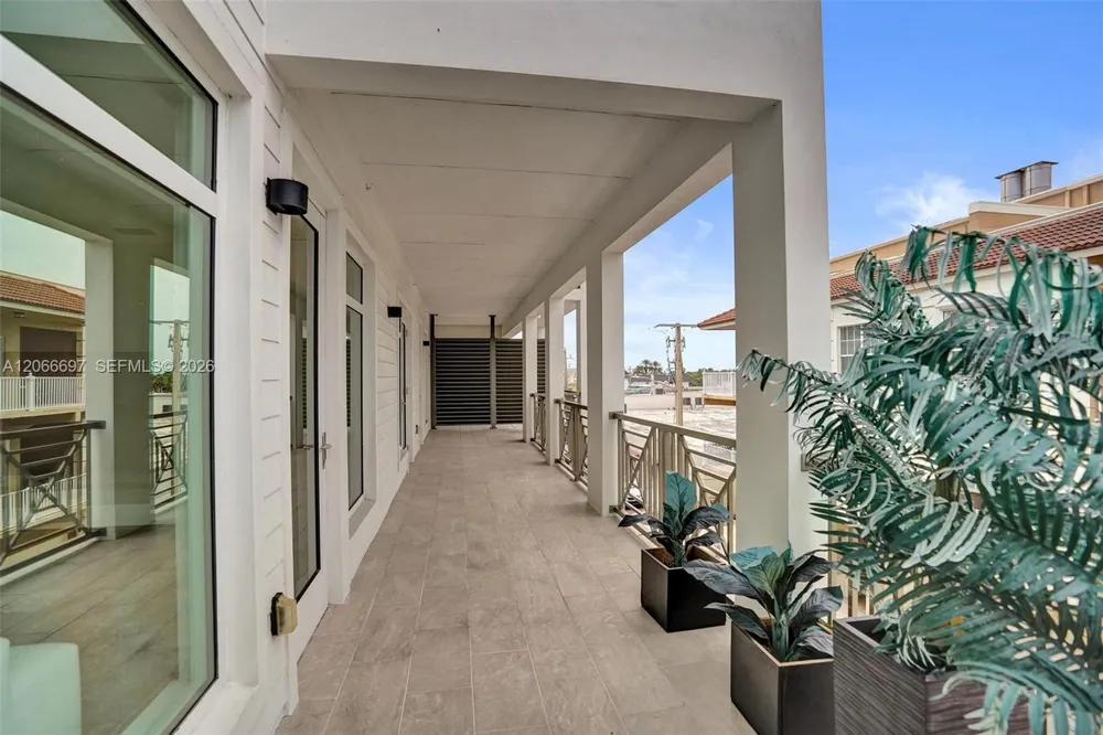 41 SW Seminole St #Unit #3-10 Stuart, FL 34994