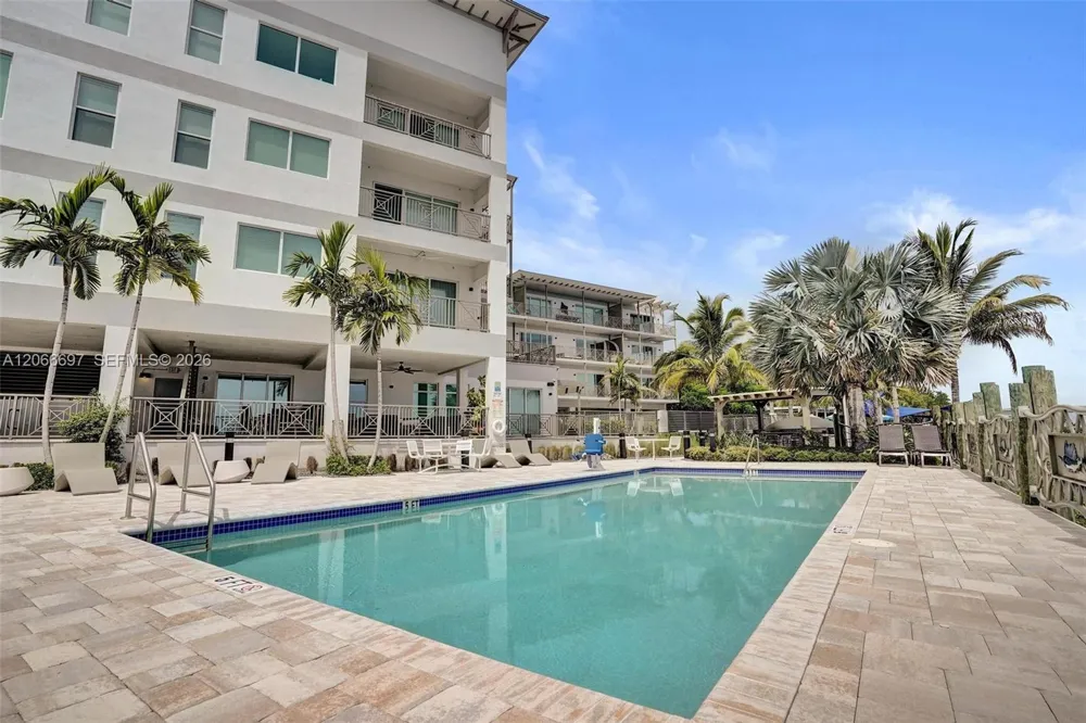41 SW Seminole St #Unit #3-10 Stuart, FL 34994