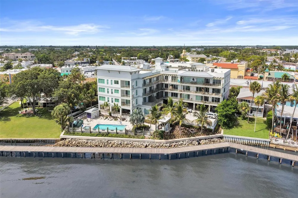 41 SW Seminole St #Unit #3-10 Stuart, FL 34994