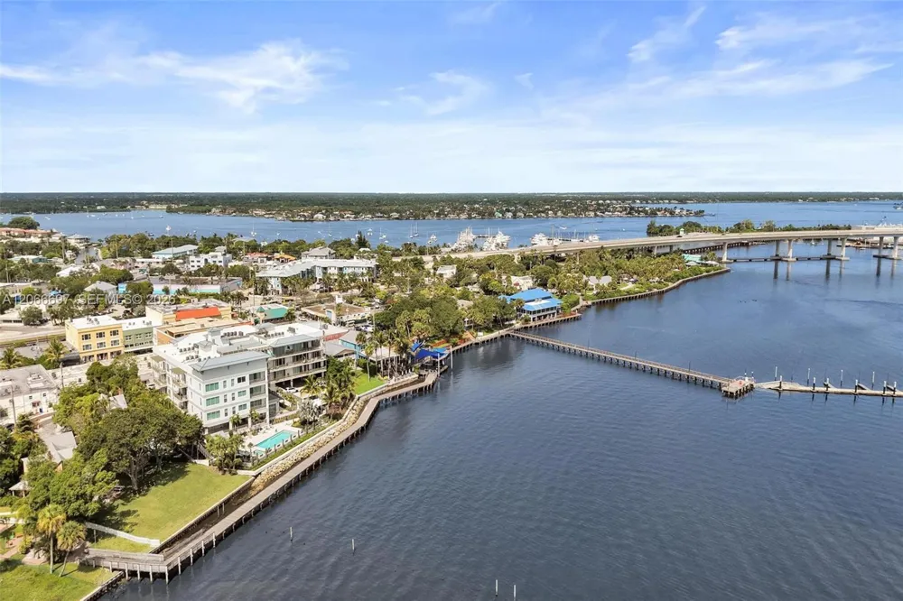 41 SW Seminole St #Unit #3-10 Stuart, FL 34994