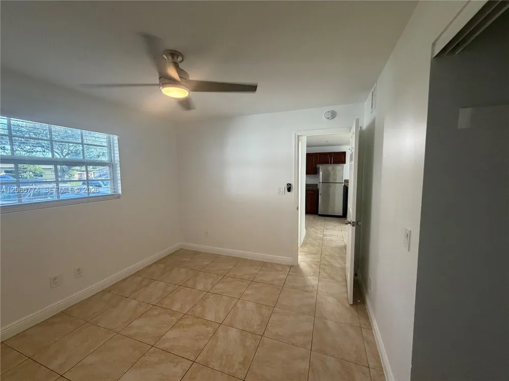 5621 SW 36th Ct #105 Davie, FL 33314