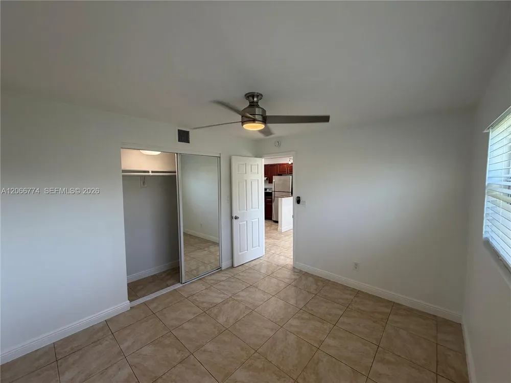 5621 SW 36th Ct #105 Davie, FL 33314