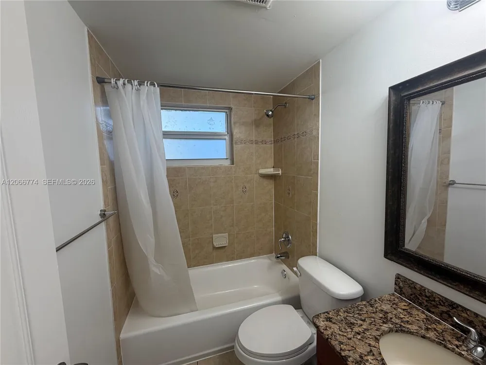 5621 SW 36th Ct #105 Davie, FL 33314