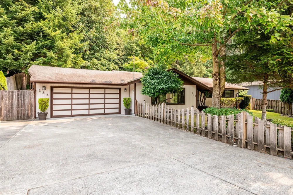 132 Alpha Longview, WA 98632