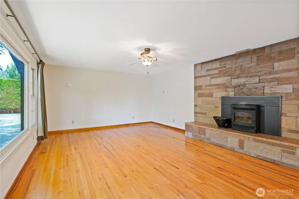 132 Alpha Longview, WA 98632