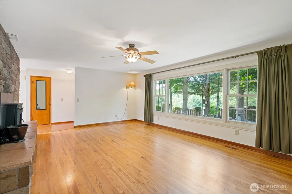 132 Alpha Longview, WA 98632
