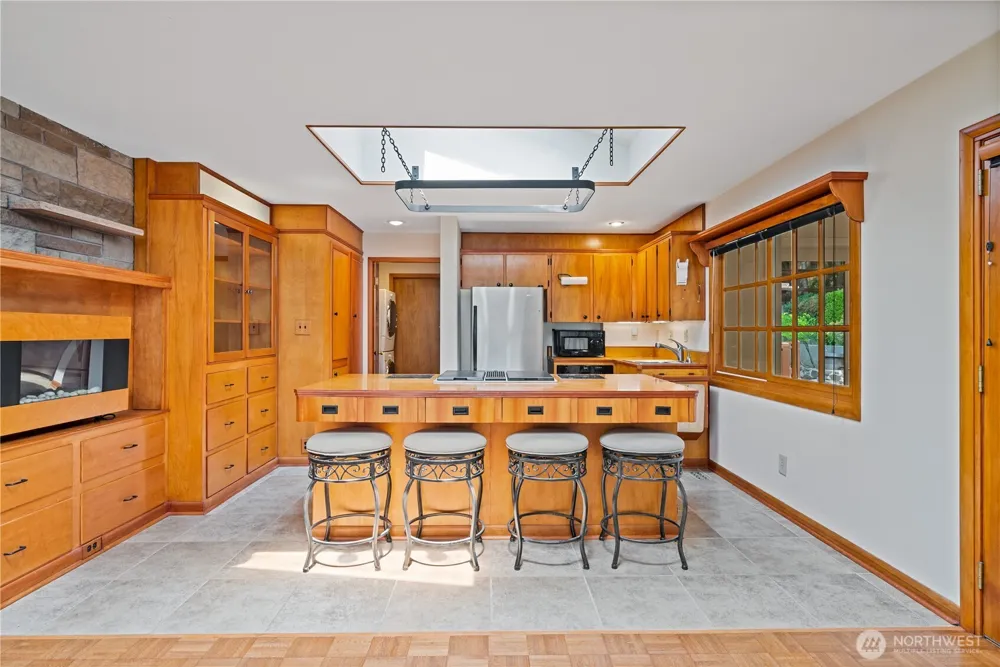 132 Alpha Longview, WA 98632