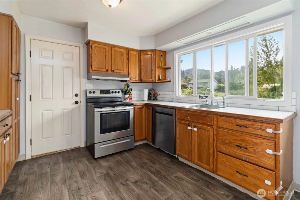 109 Merritt Drive Longview, WA 98632