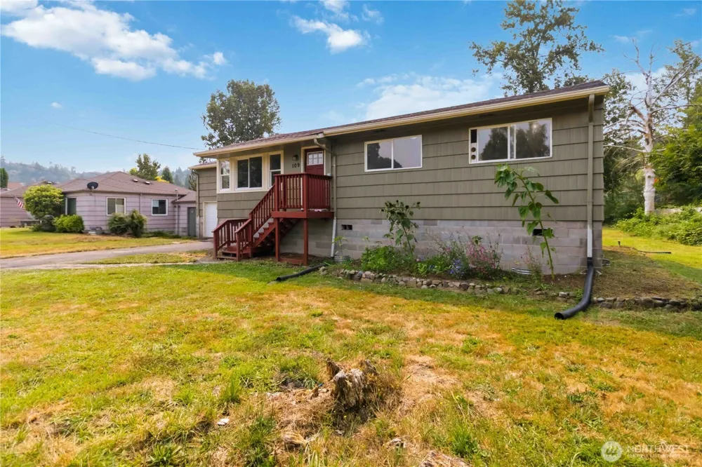 109 Merritt Drive Longview, WA 98632