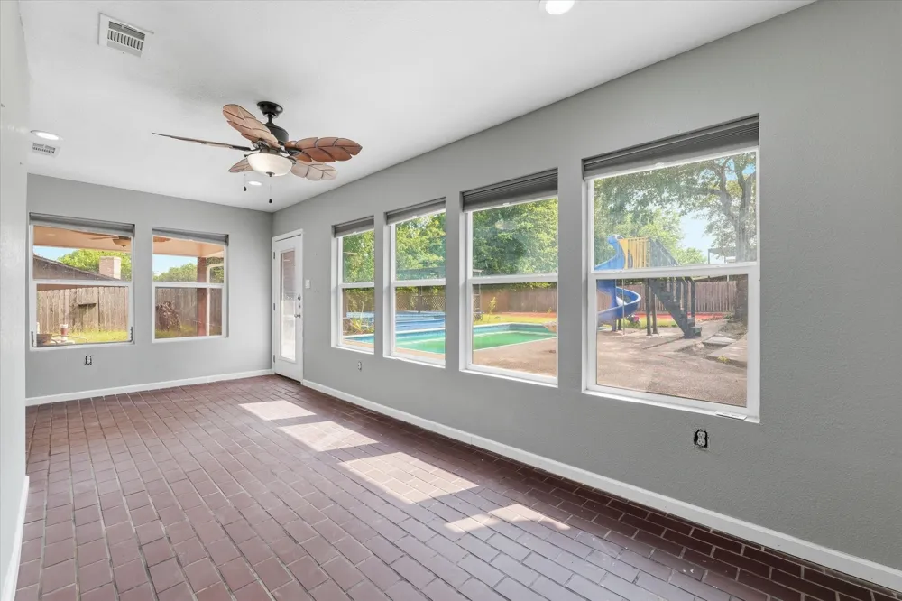 140 Towne West Drive Lorena, TX 76655