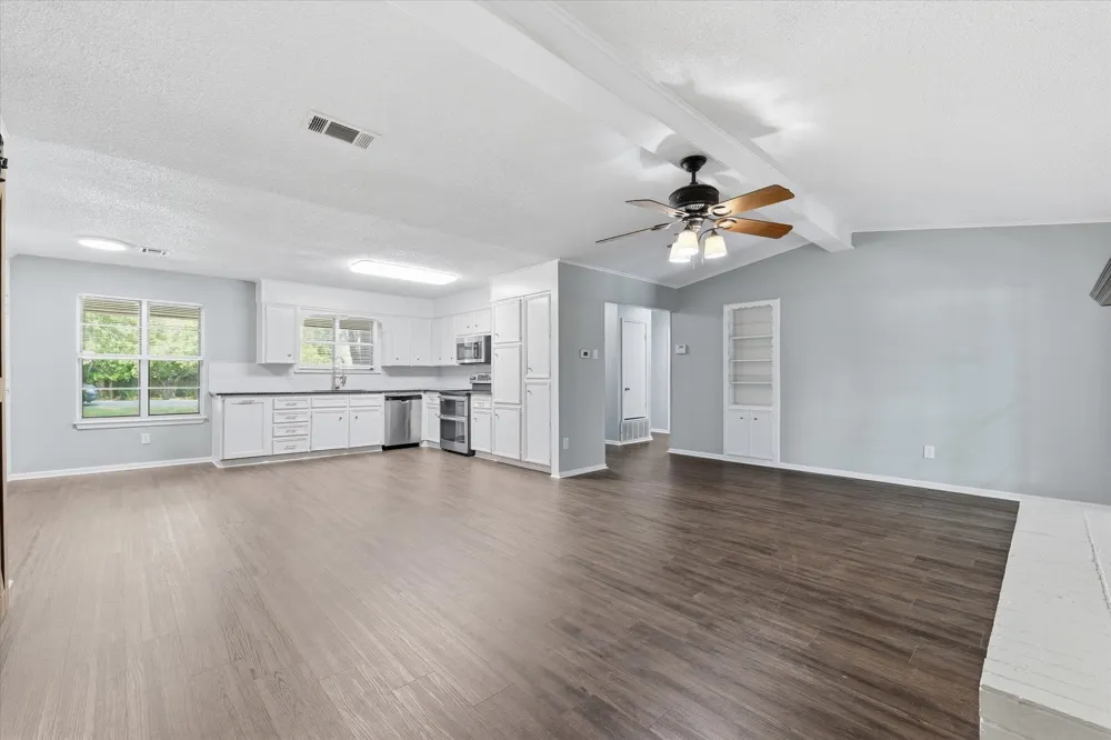 140 Towne West Drive Lorena, TX 76655