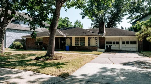 3807 Linkwood Drive